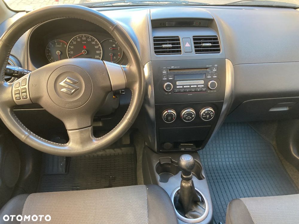 Suzuki SX4 - 5
