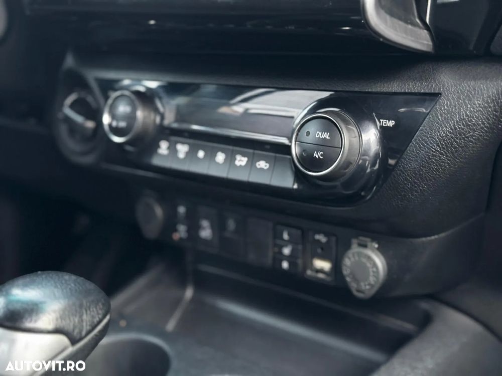 Toyota Hilux 4x4 Double Cab Autm. Comfort - 20