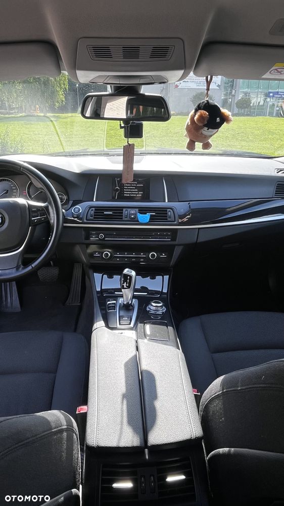 BMW Seria 5 520d - 10