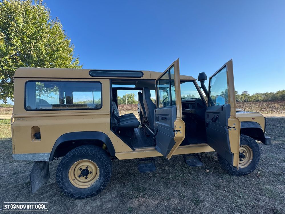 Land Rover Defender 110 2.5 TDi Metal Top - 9