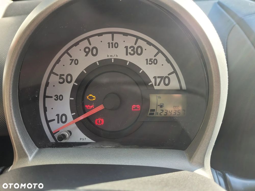 Toyota Aygo 1.0 VVT-i Luna A/C - 12