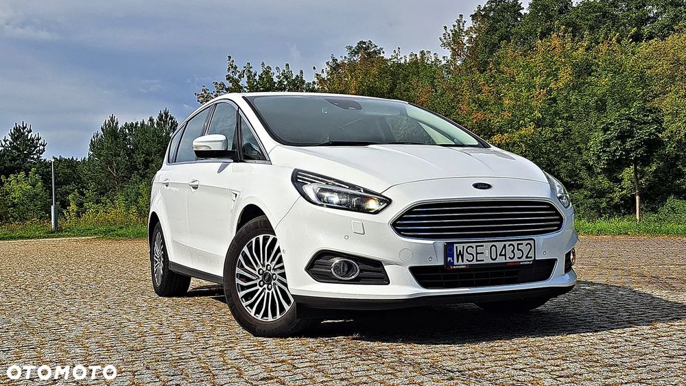 Ford S-Max 2.0 EcoBlue Titanium - 32