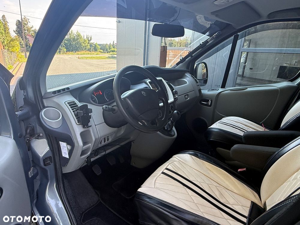 Renault Trafic - 17