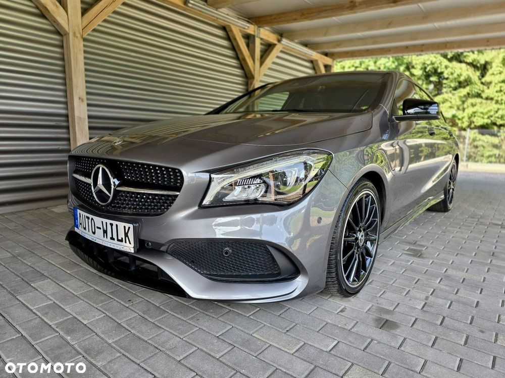 Mercedes-Benz CLA 200 AMG Line - 4