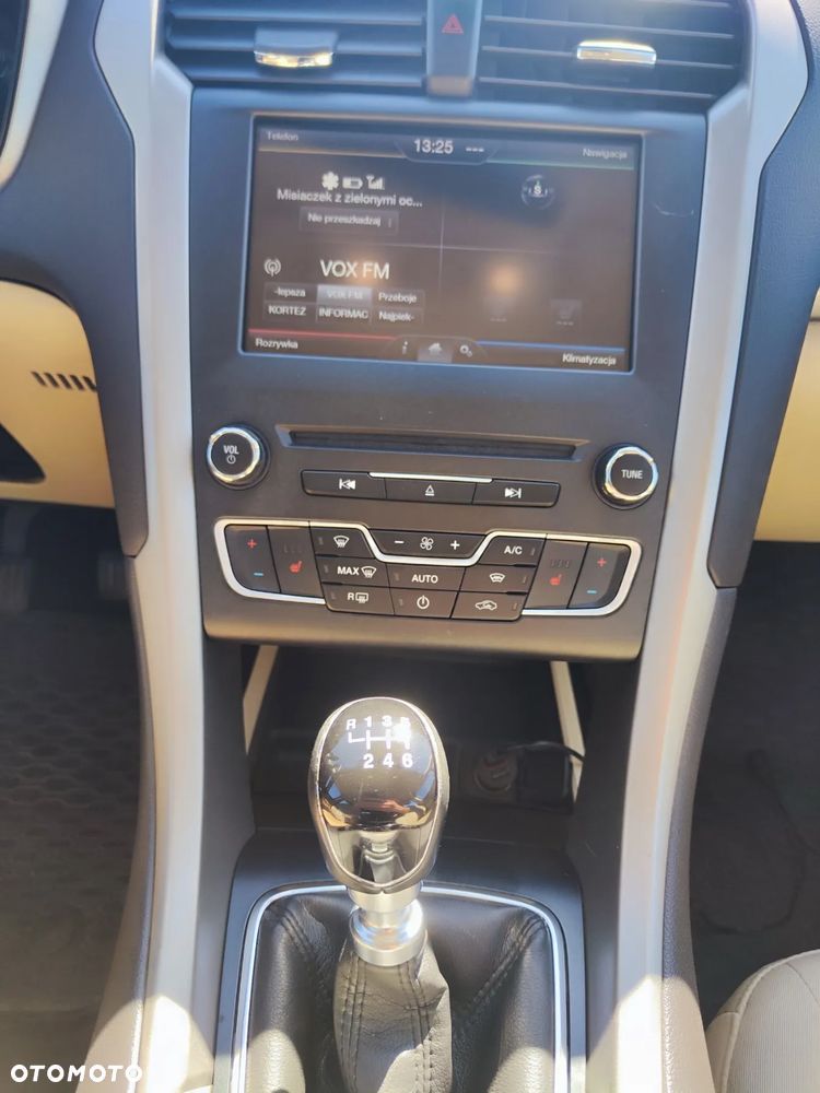 Ford Mondeo 1.5 TDCi ECOnetic Edition - 19
