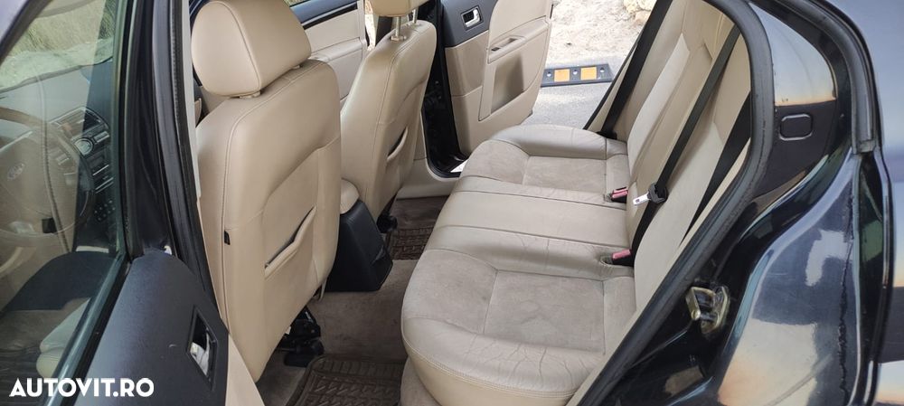 Ford Mondeo 2.0TDCi Aut. Ghia - 15