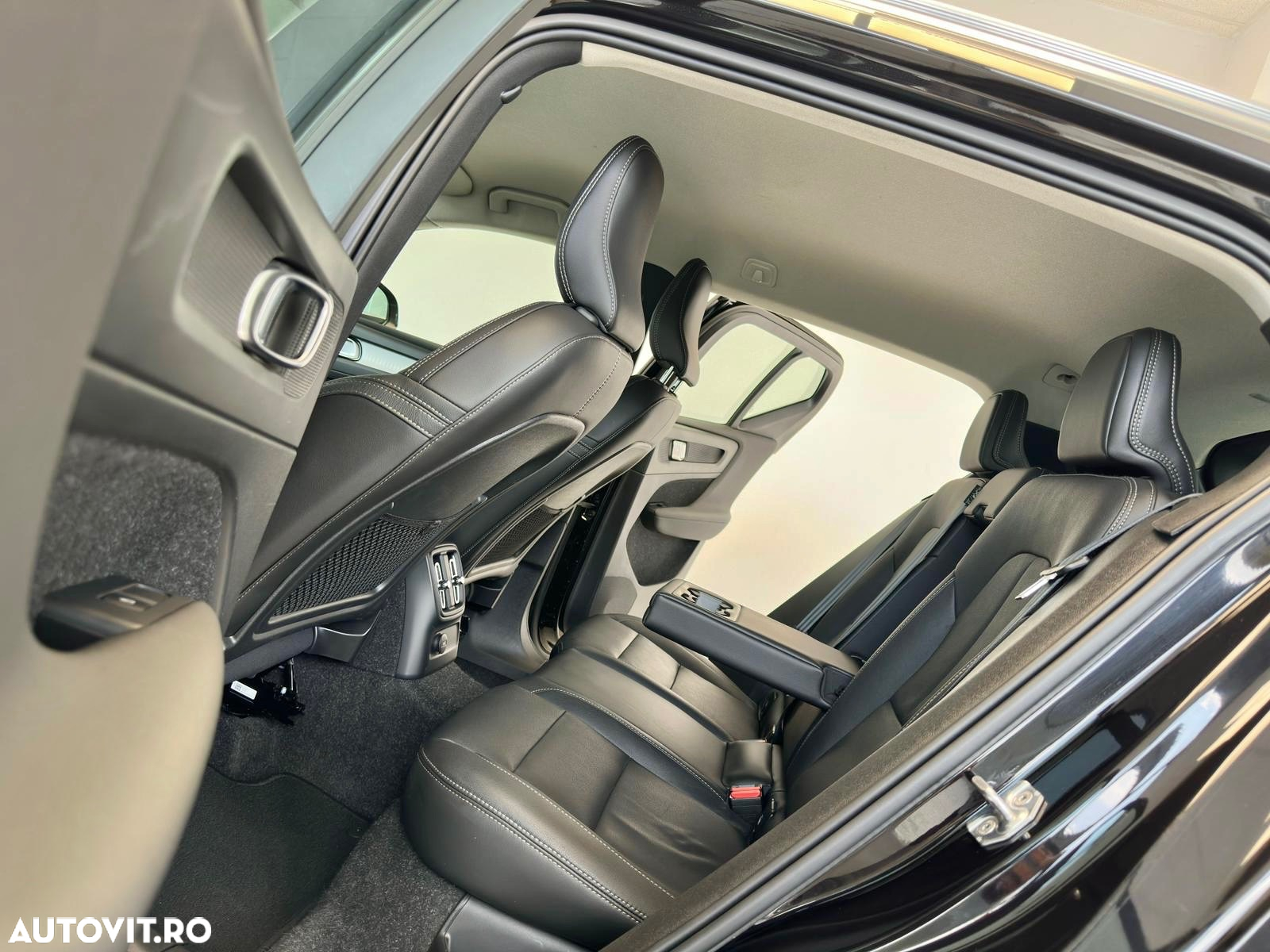 Volvo XC 40 Recharge T5 Twin Engine AT7 Inscription - 8