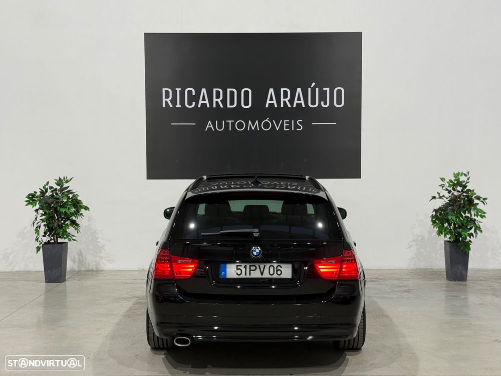 BMW 320 d Line Sport - 25