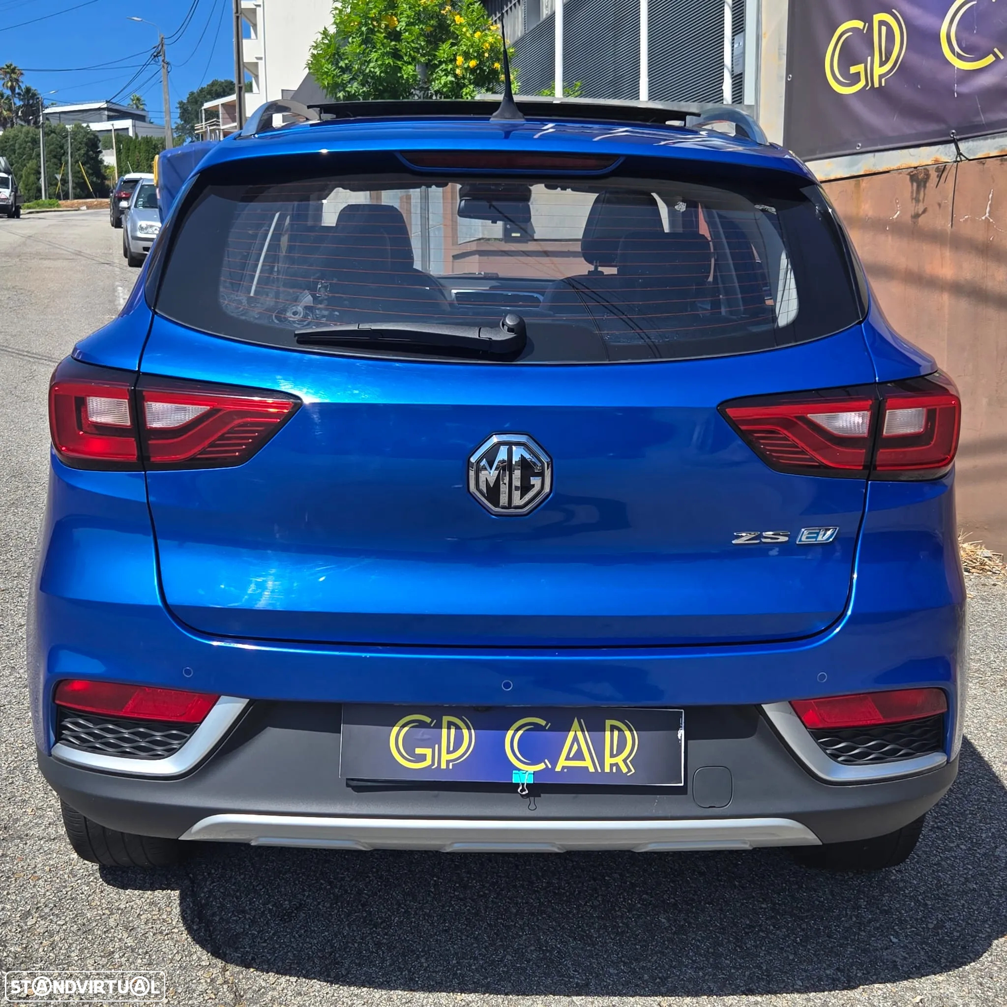 MG ZS EV 44.5 kWh Luxury - 6