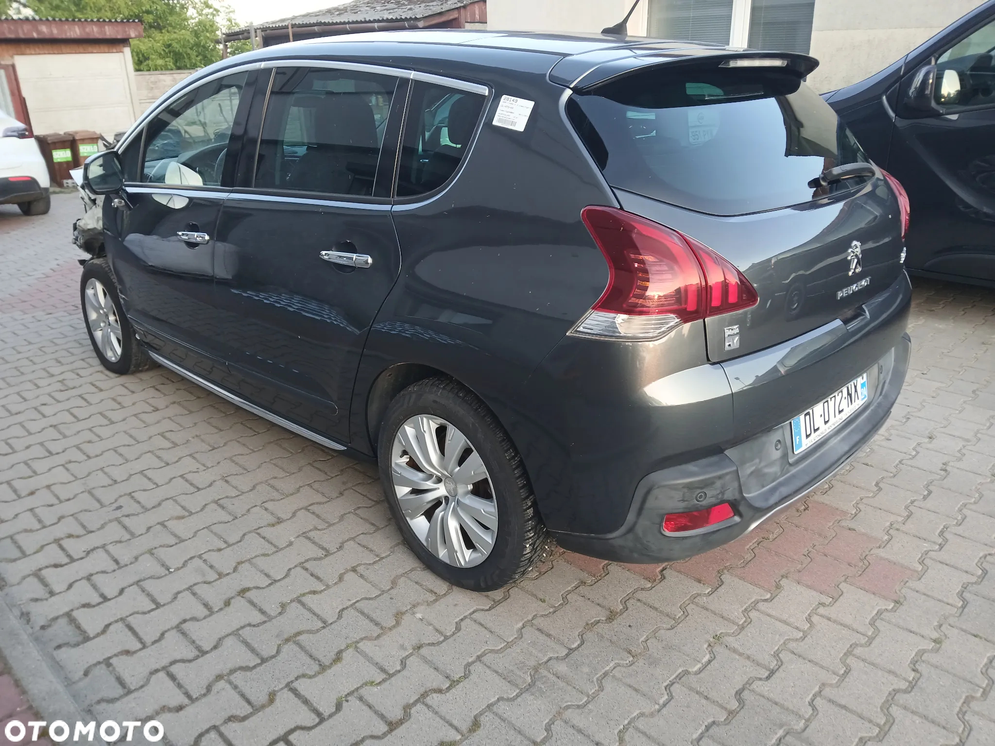 Peugeot 3008 2.0 HDi HYbrid4 - 5