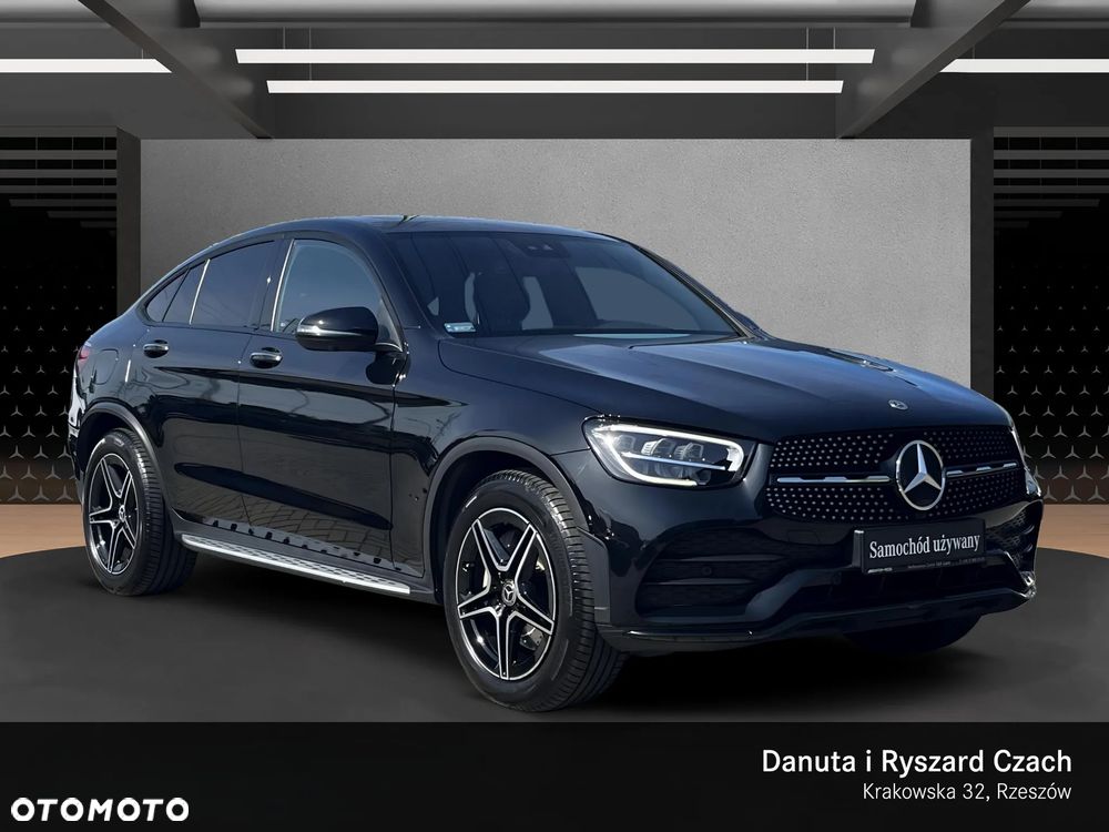 Mercedes-Benz GLC 300 e 4-Matic - 8