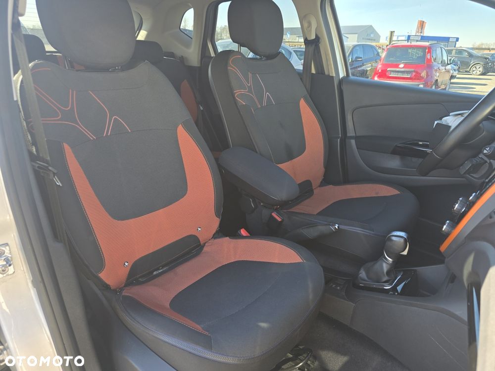 Renault Captur ENERGY TCe 120 EDC Intens - 17