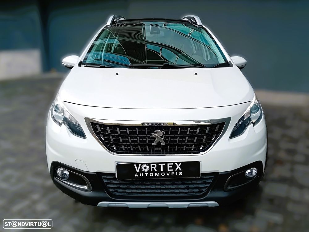 Peugeot 2008 1.2 PureTech Allure - 3