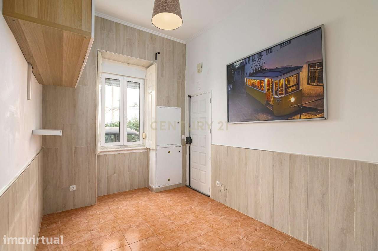 Apartamento T2 na Penha de França, Lisboa - Estacionamento privativo - Grande imagem: 3/20