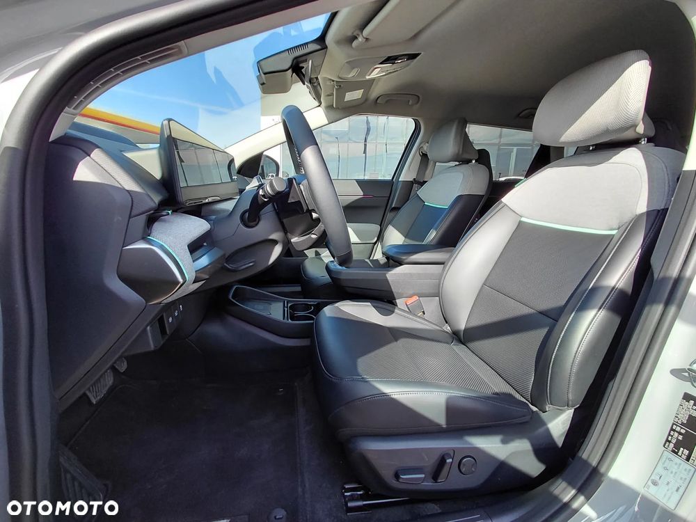 Kia EV4 81.4kWh Business Line - 11