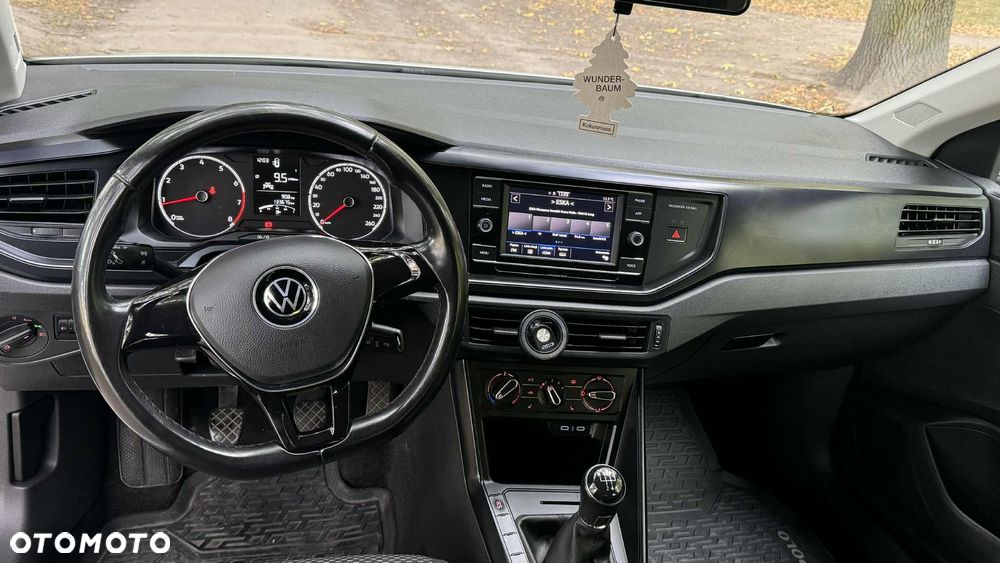 Volkswagen Polo 1.0 - 13