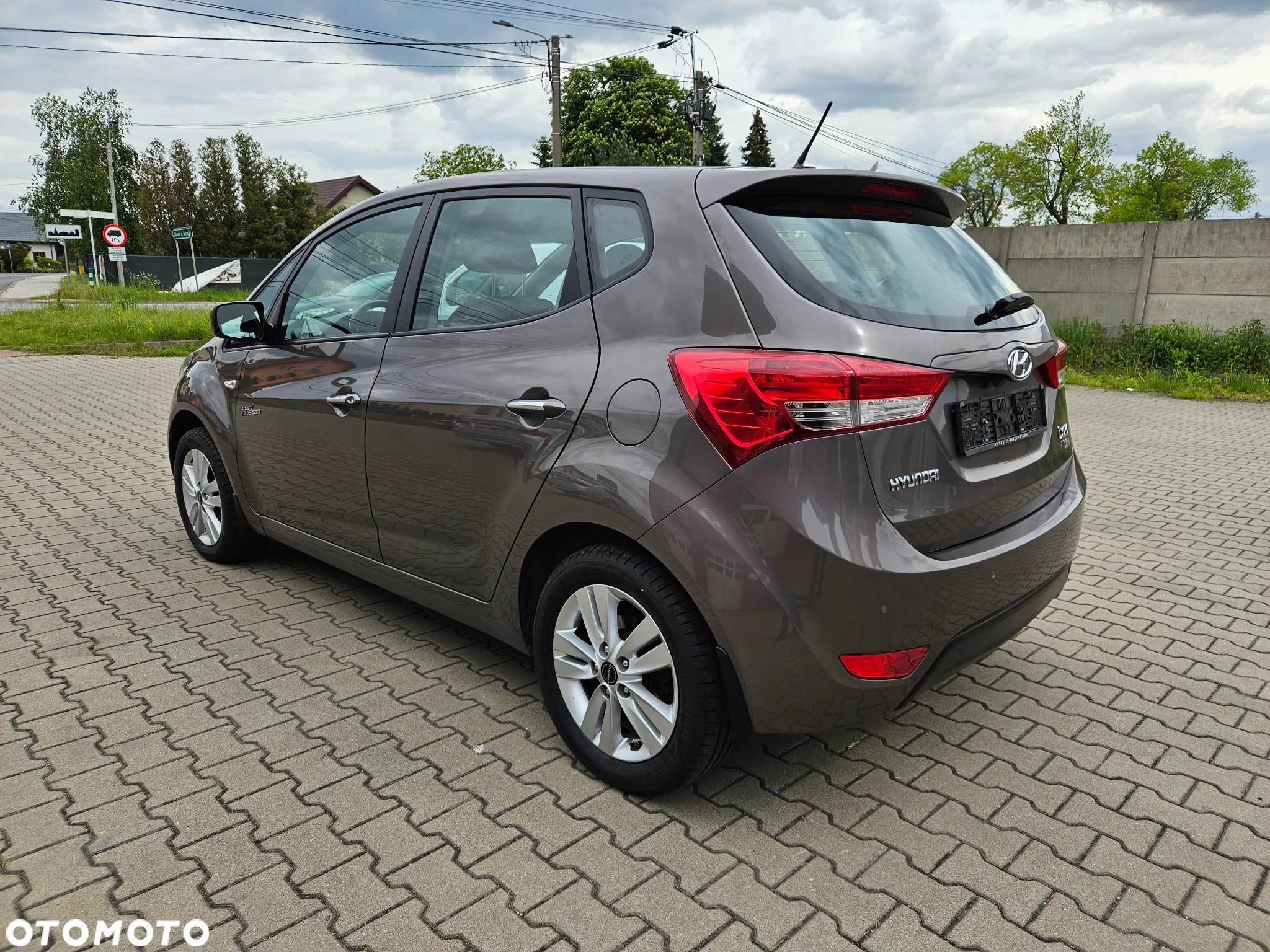 Hyundai ix20 1.4 BlueDrive Comfort - 10