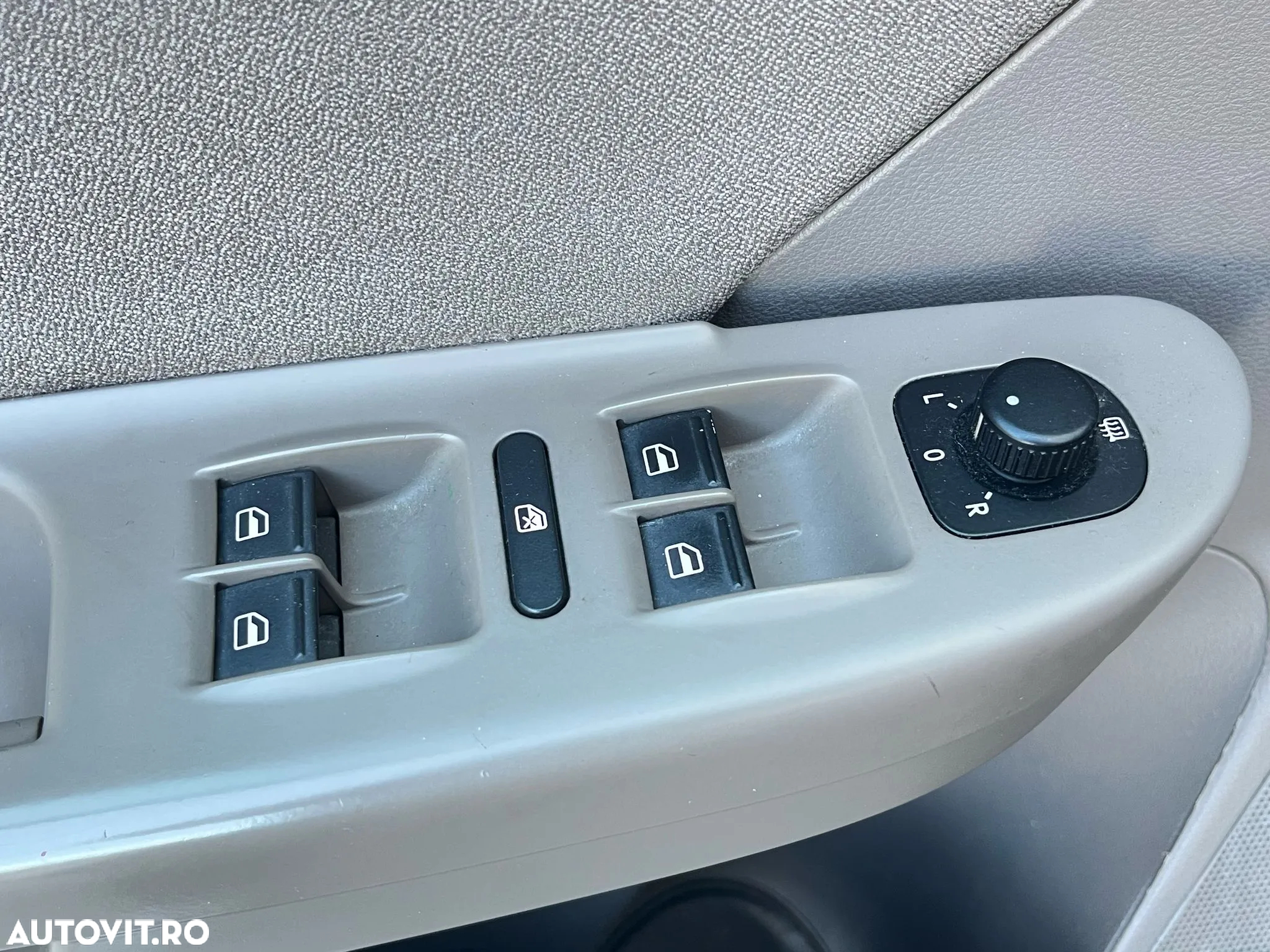 Volkswagen Passat - 18