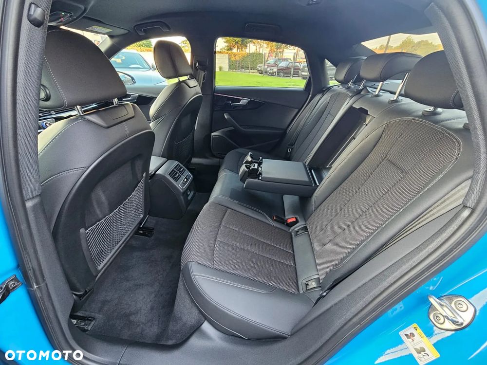 Audi A4 - 25