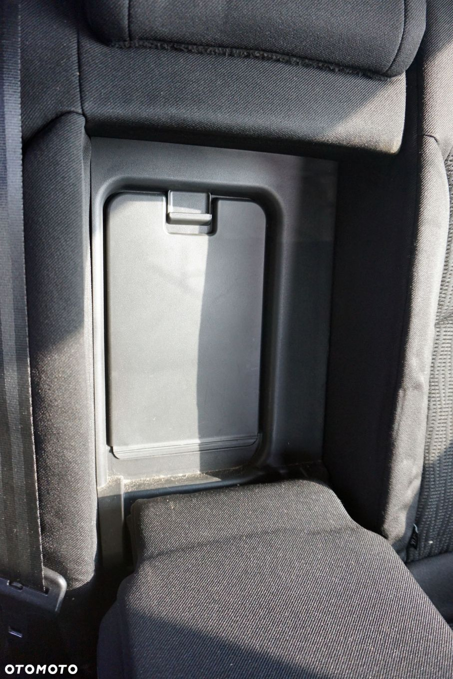 KANAPA TYLNA C5 III X7 KOMBI  CITROEN 2008-2017 - 8