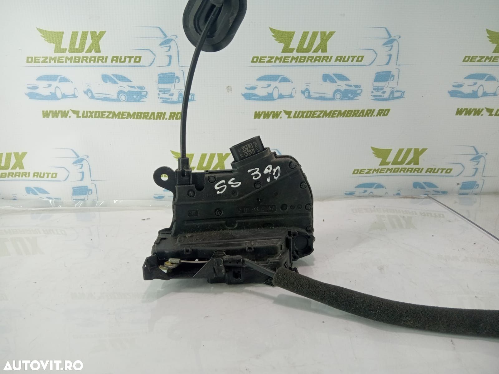 Broasca usa stanga spate 825037100r Renault Zoe 1  [din 2012 pana  20 - 1
