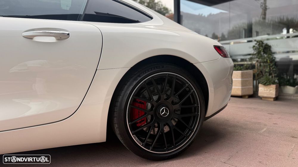 Mercedes-Benz AMG GT S - 11