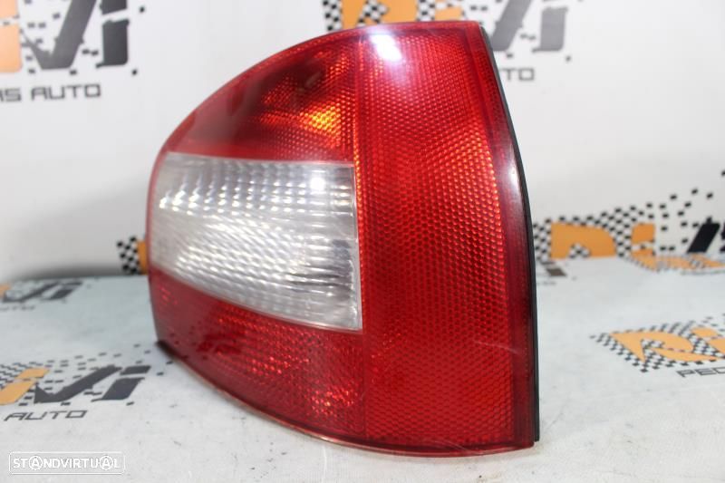 Farolim Direito Audi A3 (8L1)  Farolim Audi A3 8L / 8L0945096b - 6