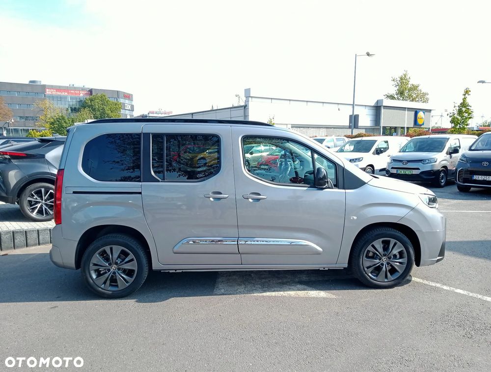 Toyota Proace City Verso 1.5 D-4D Family - 8