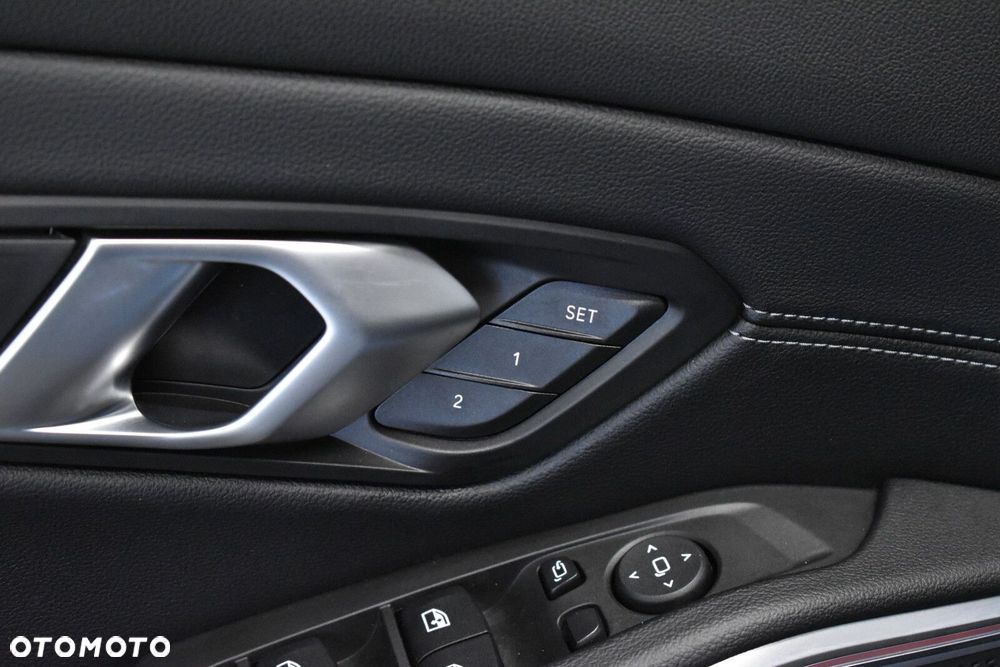 BMW Seria 3 - 10