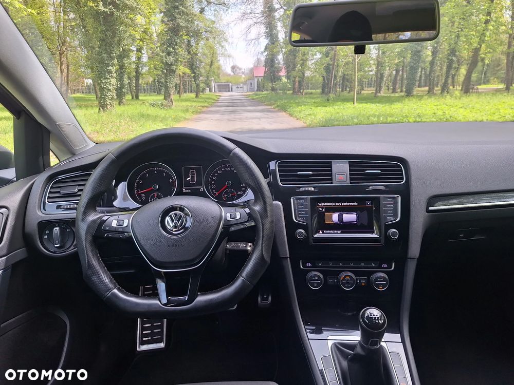 Volkswagen Golf 1.4 TSI BMT Highline - 12