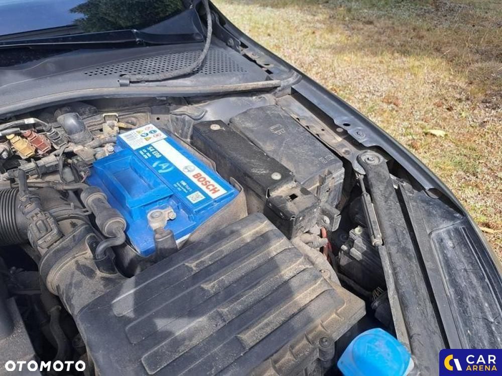 Volkswagen Golf - 22