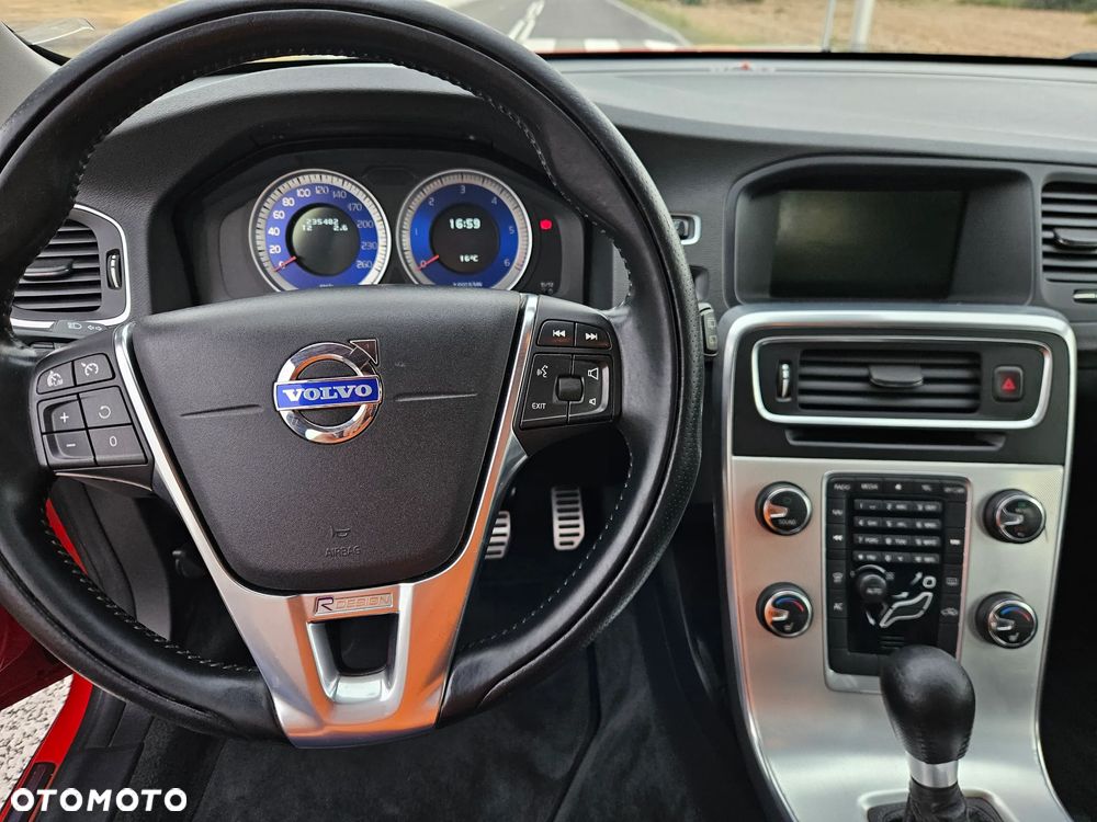 Volvo V60 D4 R-Design Kinetic - 17