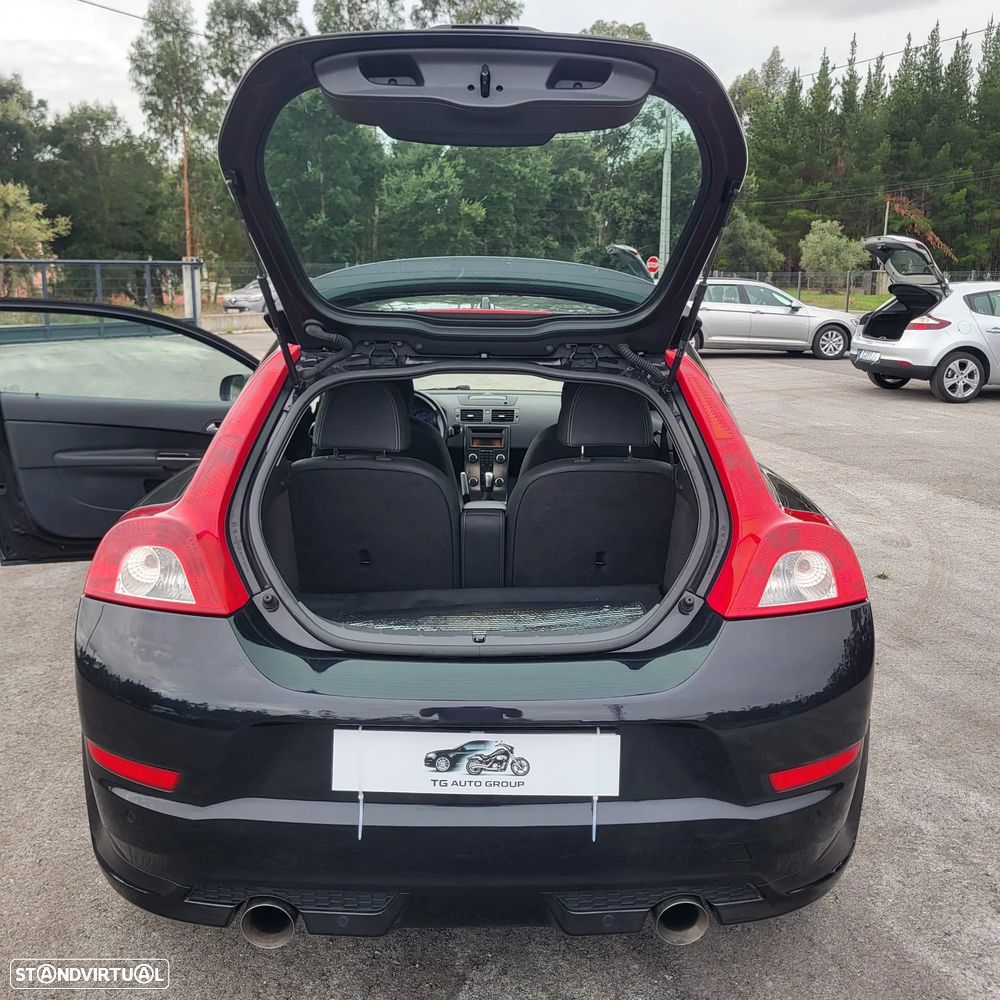 Volvo C30 D2 RDesign Edition - 14
