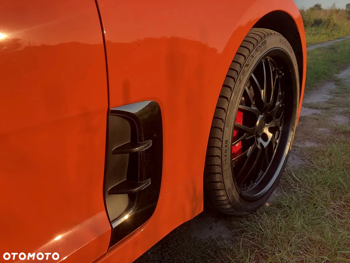 Kia Stinger - 18