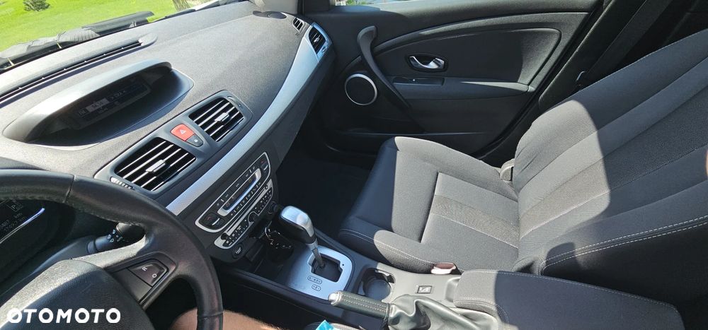 Renault Megane 2.0 140 CVT Dynamique - 27
