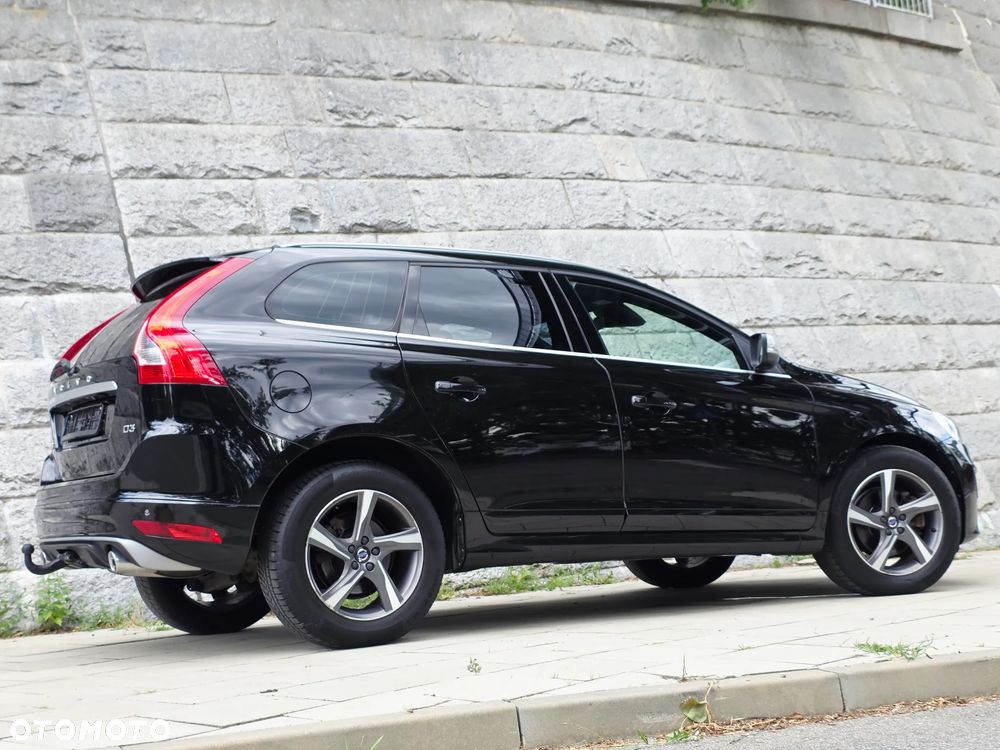Volvo XC 60 D3 Drive-E R-Design Momentum - 33
