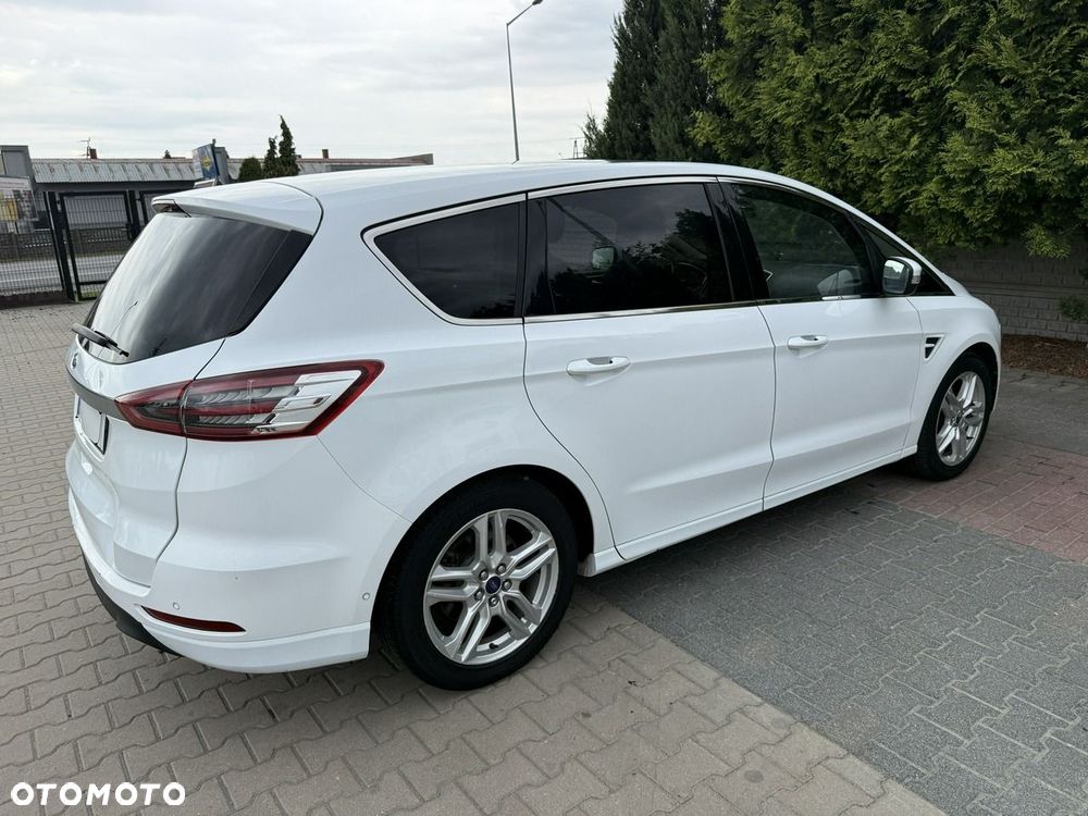 Ford S-Max - 1