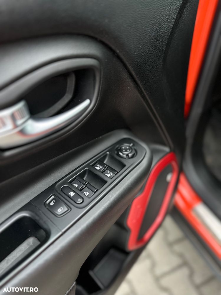Jeep Renegade 2.0 MultiJet Active Drive Low Automatik Trailhawk - 14
