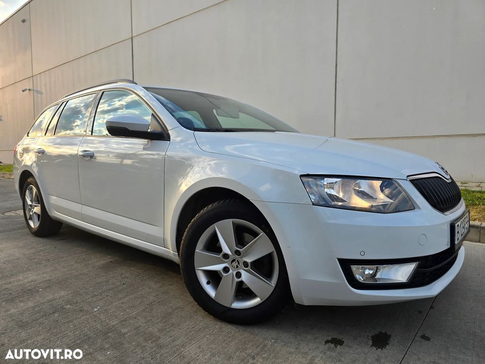 Skoda Octavia 2.0 TDI DSG Ambition - 4