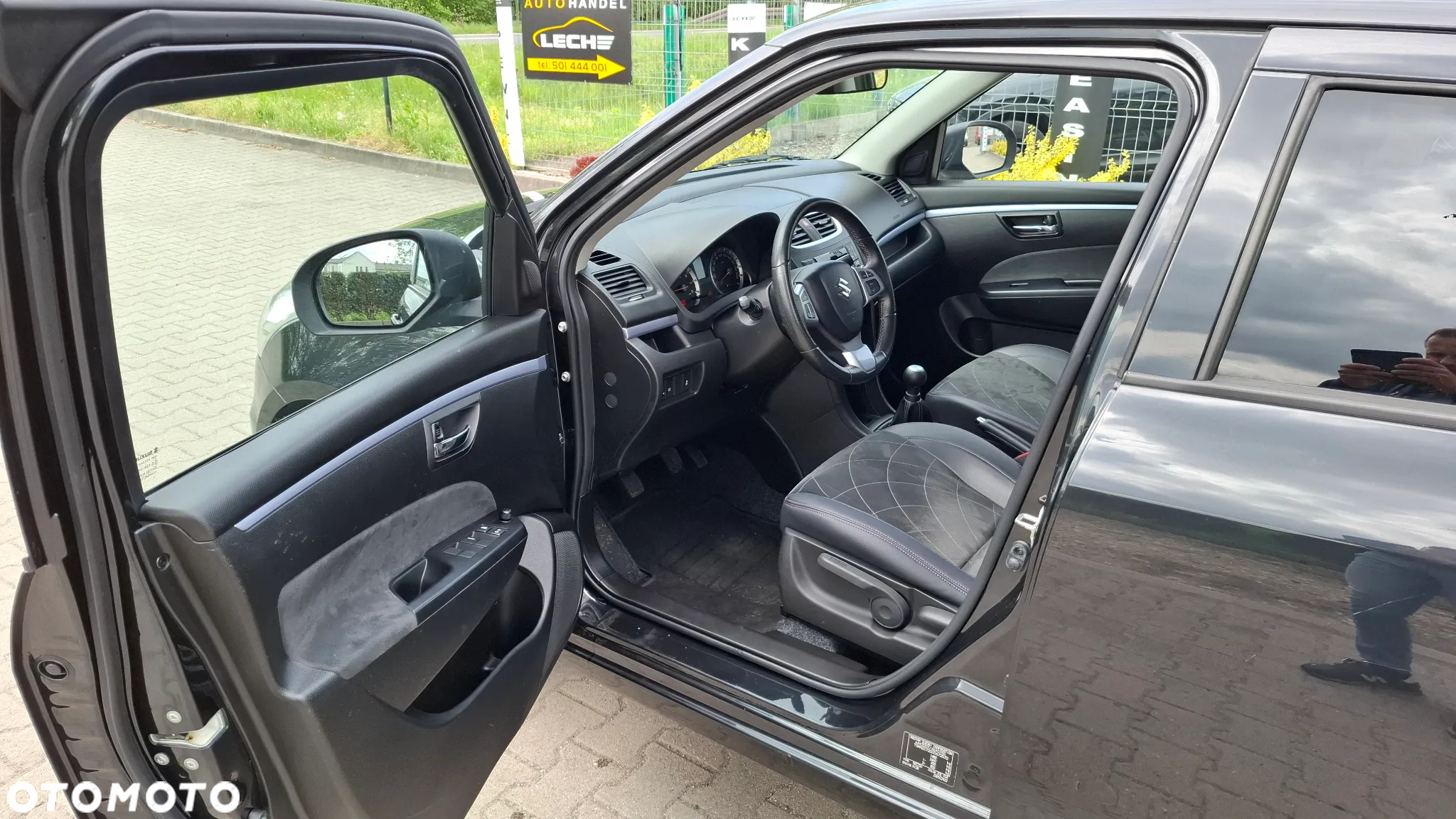 Suzuki Swift 1.2 Premium - 10