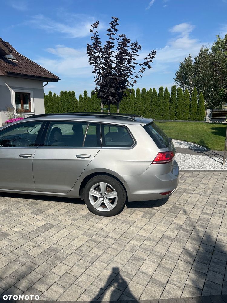 Volkswagen Golf 1.6 TDI BlueMotion Trendline - 5