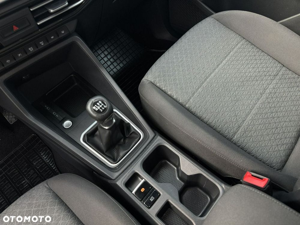 Ford Tourneo Connect 2.0 EcoBlue Titanium - 23