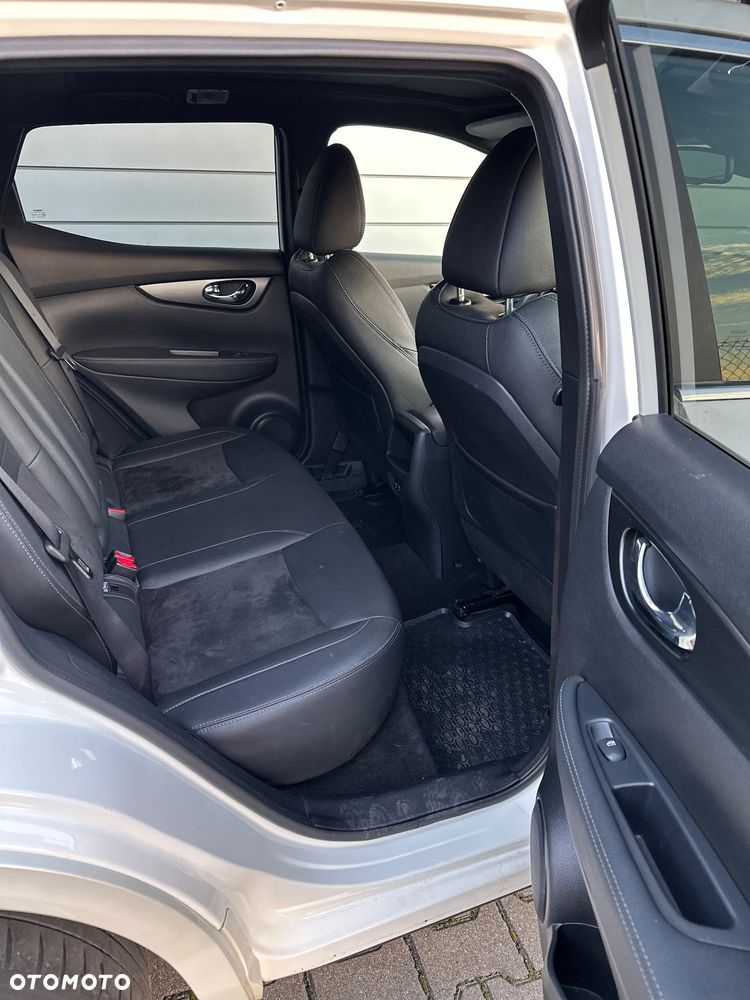 Nissan Qashqai 1.5 dCi N-TEC - 25