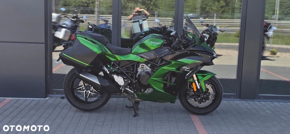 Kawasaki Ninja H2 SX - 2