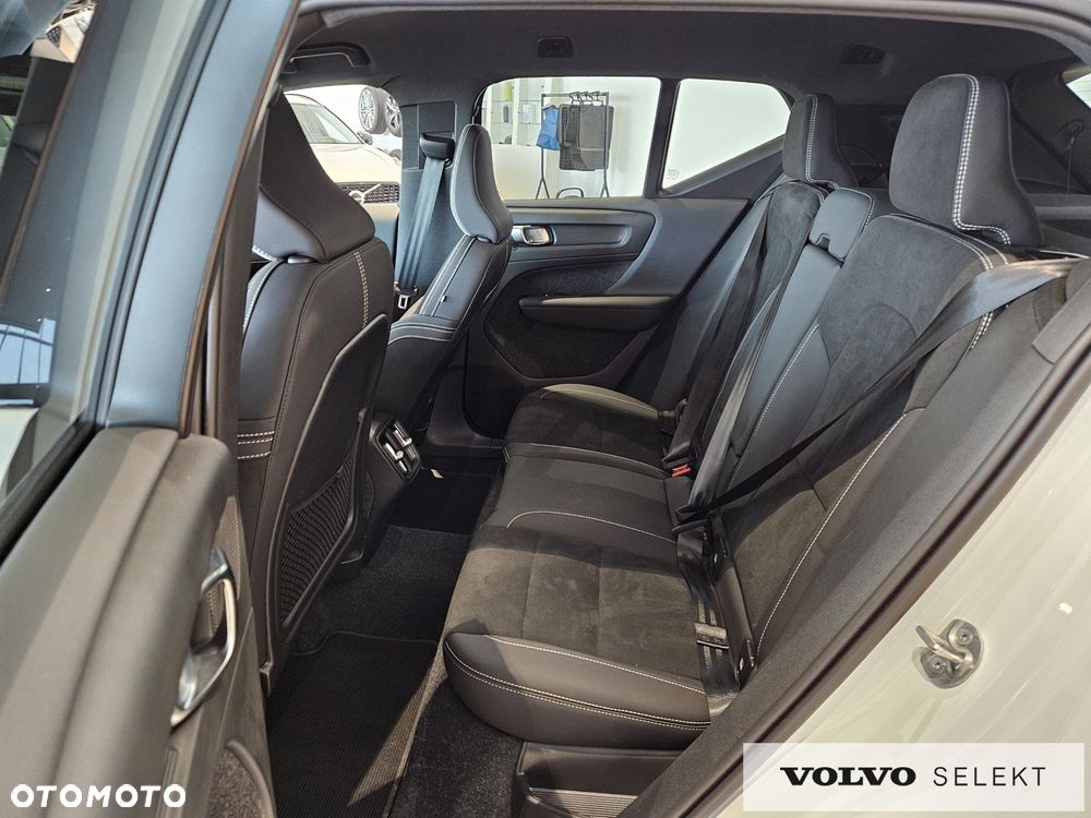 Volvo XC 40 - 20