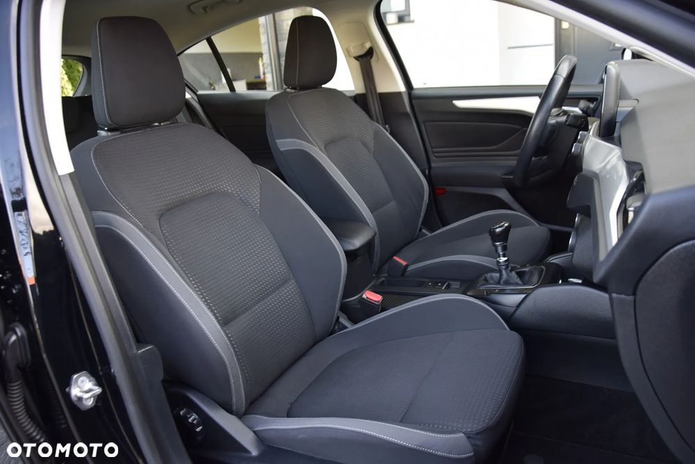 Ford Focus 1.0 EcoBoost Start-Stopp-System TITANIUM DESIGN - 6