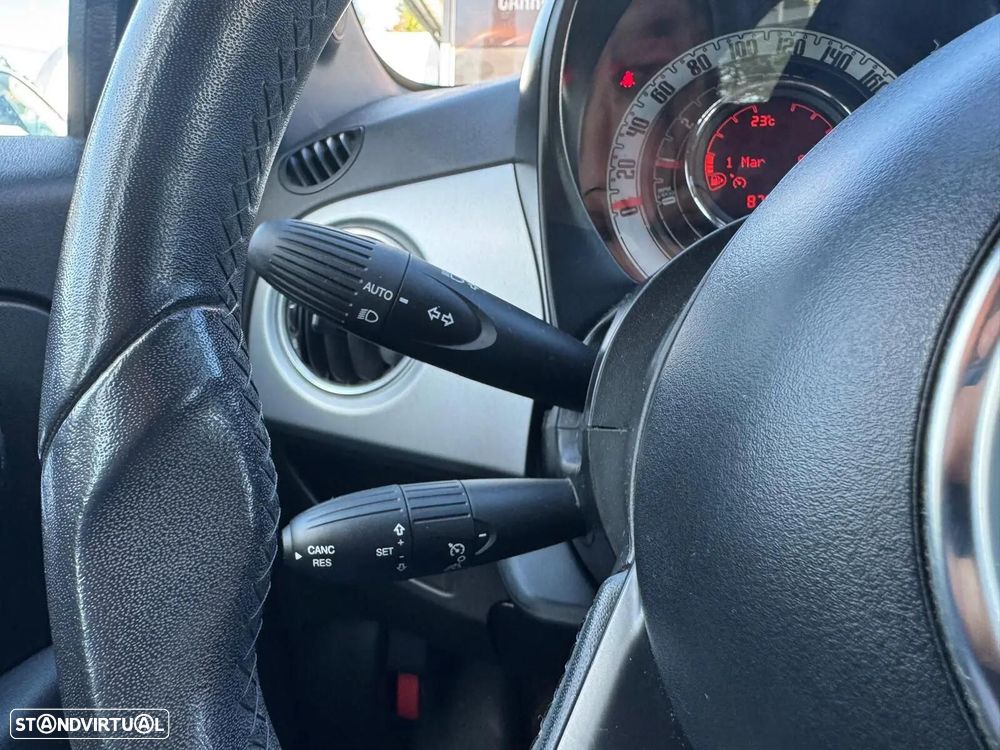 Fiat 500 1.0 Hybrid Club - 28