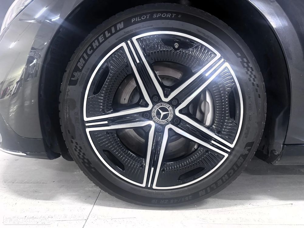 Mercedes-Benz EQE 350 - 5