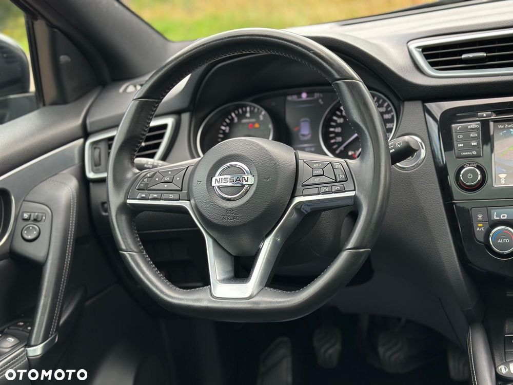 Nissan Qashqai 1.6 DIG-T Tekna+ - 19