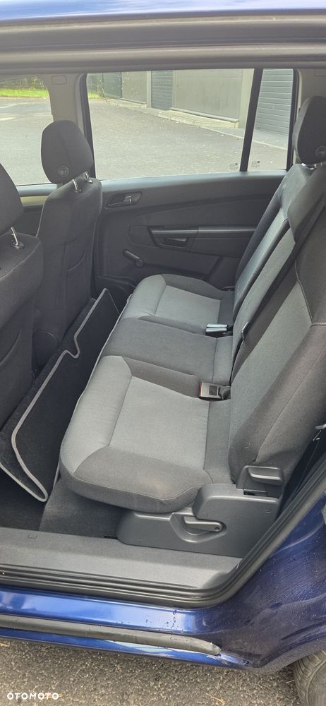 Opel Zafira - 8